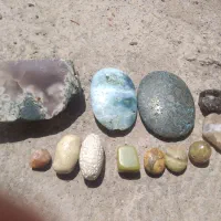 سنگ‌ قیمتی‌ ۱۲عدد
