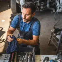 جذب تکنسین و متخصص