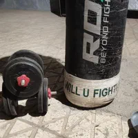 کیسه بکس چرم سالم باوزنه1/5کیلویی|تجهیزات ورزشی|ری, دولتآباد|دیوار