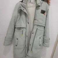 دوعدد کاپشن زنانه ودخترانه کاملا نو در حد صفر