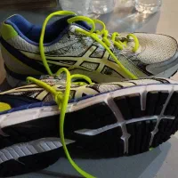 کفش اسپورت خارجی|کیف، کفش، کمربند|مشهد, احمدآباد|دیوار