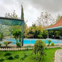 باغ ویلاشیراز استخر ابسردوجکوزی آب‌گرم