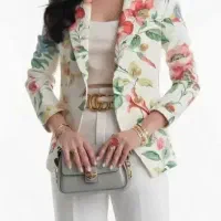 دوخت انواع لباس با بهترین کیفیت و سابقه