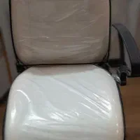 صندلی آرایشگری طرح برقی|آرایشگاه و سالنهای زیبایی|شاهینشهر, شهرک میلاد|دیوار