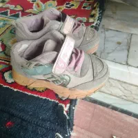 کتانی بچگانه