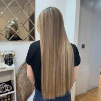 مدل مو نچرال برای خدمات رنگ و لایت|خدمات آرایشگری و زیبایی|رشت, معلم|دیوار