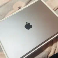 مک بوک در حد نو