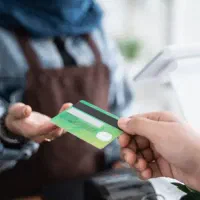 صندوقدار باتجربه