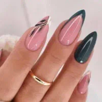 کاشت ناخن حرفه ای