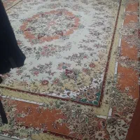 قالی ۳در۴ تمیز وشسته شده وسالم