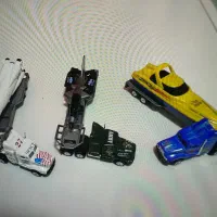 سه تا ماشین|اسباب‌بازی بچه|بابل, |دیوار