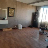 اجاره اتاق از یک واحد اداری