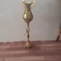 یک عدد گلدان برنز