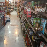 فروشنده خانم