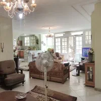 اپارتمان ۱۳۰ متری / دو قدمی نظر میانی / رهن کامل|اجارهٔ آپارتمان|اصفهان, باغ زرشک|دیوار