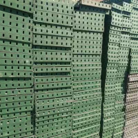 اجاره جک و قالب بالابر بتونیر تخته بنایی بشکه