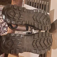 صندل|کیف، کفش، کمربند|اصفهان, فجر|دیوار