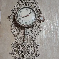 ساعت دیواری سفید