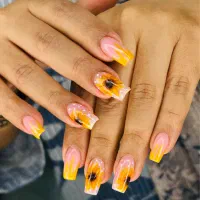 تخفیف ویژه آموزش ناخن
