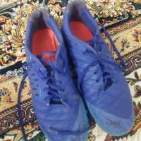 کتونی فوتسالی