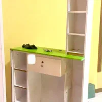 قفسه داروخانه
