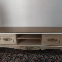 ۱ عدد مبل۳ نفره و یک عدد زیر تلویزیونی قیمت توافقی|مبلمان خانگی و میز عسلی|تهران, حکیمیه|دیوار