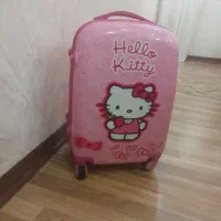 چمدان دخترانه