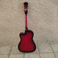 گیتار کلاسیک|گیتار، بیس، امپلیفایر|همدان, |دیوار