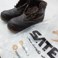 فروش کفش ایمنی سایز ۴۳ برند ساتر