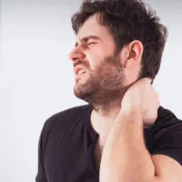ماساژ ریلکسی کل بدن بادکش وسنگ داغ ماساژ با ابزار