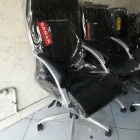 صندلی اداری ومدیریتی فروشی