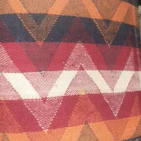 پشتی سنتی|پشتی|صدرا-فارس, فاز ۲|دیوار