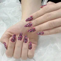 کاشت ناخن پاییزیت با من