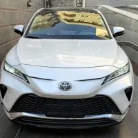 تویوتا ونزا ۲۰۲۴ رنگ سفید صفر کیلومتر venza