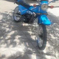 سوزکی ۱۸۵