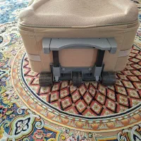 چمدان چرخ دار سالم