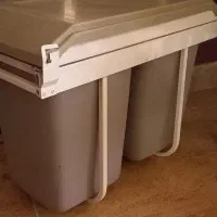 سطل زباله دوقلو و سبد سیب زمینی تو کابینتی