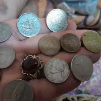 احجارکریمه|کلکسیون اشیاء عتیقه|نیشابور, بنیاد شهید|دیوار