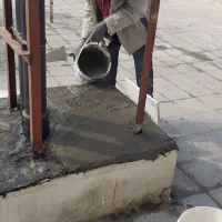 کارگر ساختمانی کنتراتی روزی یکو۱۰۰