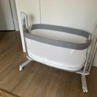 تخت کنار مادر جیکل