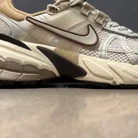 کاونی نایک وی تو کی (V2K) رنگ موکا|کیف، کفش، کمربند|تهران, باشگاه نفت|دیوار