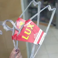 آویز لباس