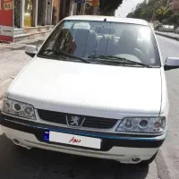 ۴۰۵ تیوفایو ۹۸