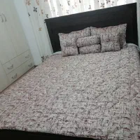 تخت دو نفره شیک. سالم سالم