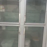 یک عدد یخچال ایستاده در حد