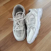 اسپورت نیوبالانس سایز ۴۰