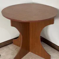 میز خاطره در حد نو
