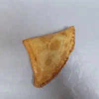 ساندویچ و سمبوسه اقتصادی جهت مجالس مراسم بوفه