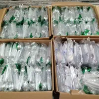 مقداری قاشق، چنگال، چاقو، کاسه،ظرف دلی یکبار مصرف