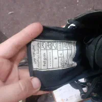 پوتین بهمن|کیف، کفش، کمربند|رشت, خرسندی|دیوار